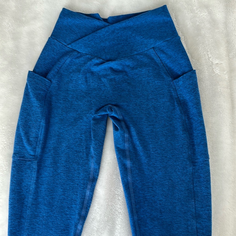 Bombshell sportswear contour leggings size small